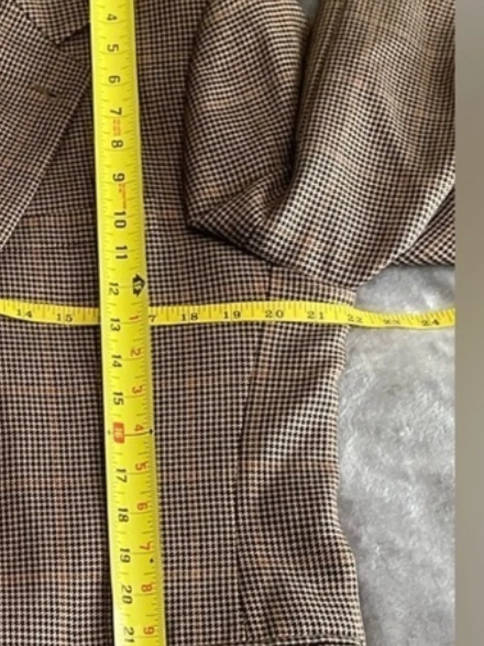JoS. A. Bank Houndstooth Sport Coat Jacket Mens 41R Tan Silk Camel Hair Preppy